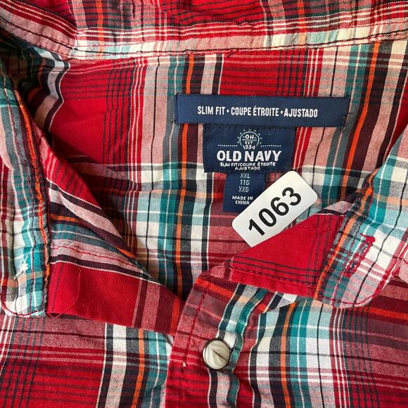 Old Navy Men’s Long Sleeve Button Down Shirt size 2XL,Red & Green,Christmas Vibe - Picture 5 of 7